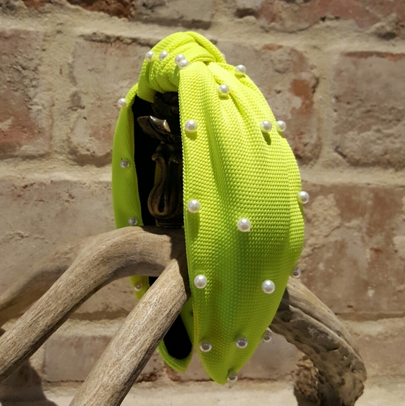 💚Embellished green turban pearl headband💚 - Picture 4 of 4